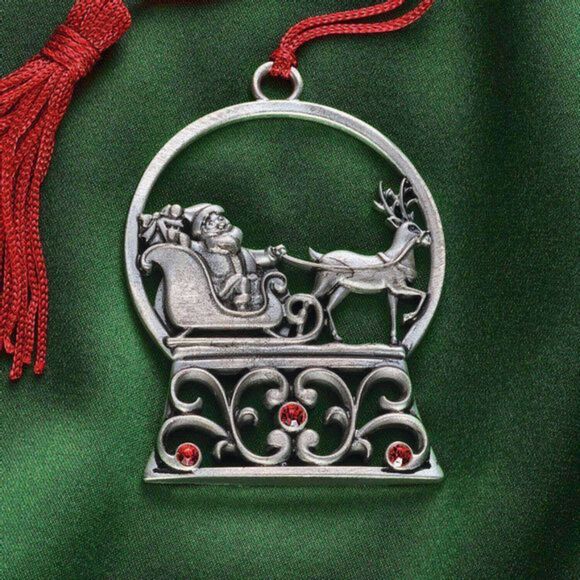 Avon Collectible Pewter Christmas Ornament_ Santa's Midnight Sleigh Ride - Picture 12 of 13